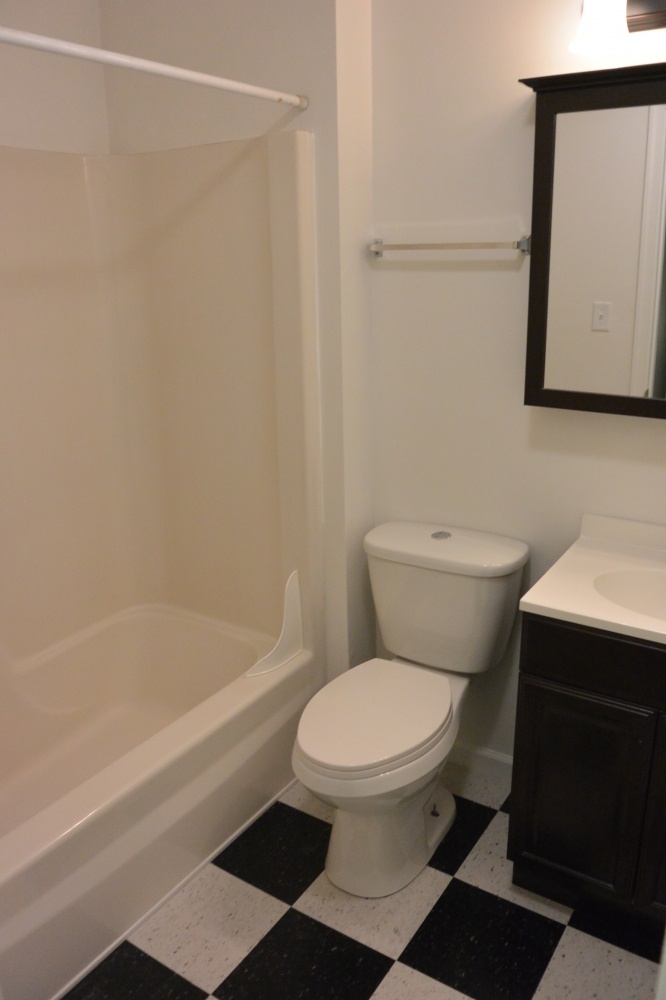 521_A_Bathroom_4488006868